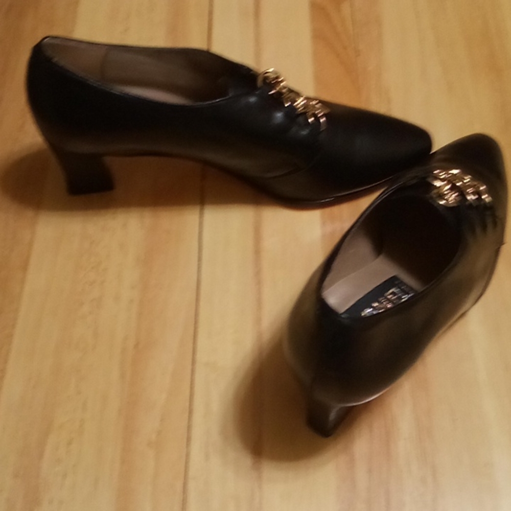 From Anita's Closet VANELI Black 6M, Adorned With Gold Chains